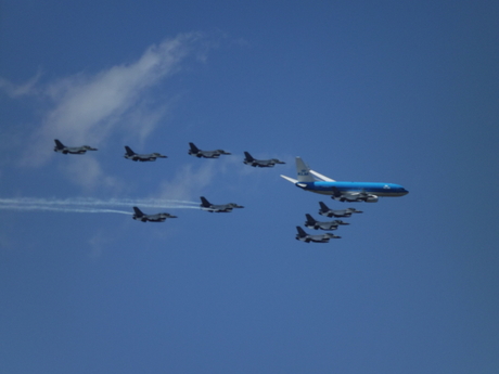 KLM with the Children on board GREAT!!!