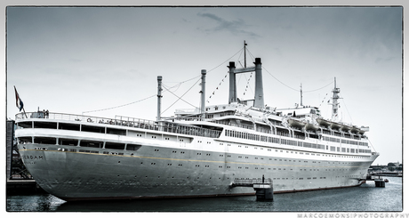 Steam Ship Rotterdam.jpg