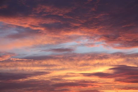 Zon onder boven klaaswaal