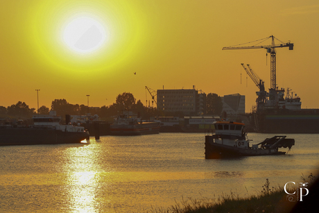 Zonsondergang.