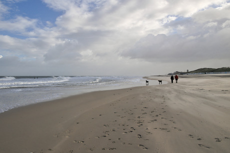 Strand in storm
