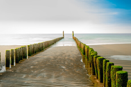 Lijnenspel op het strand