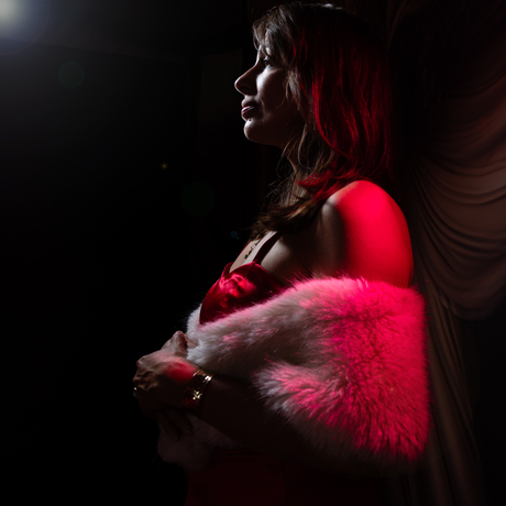 lady in red