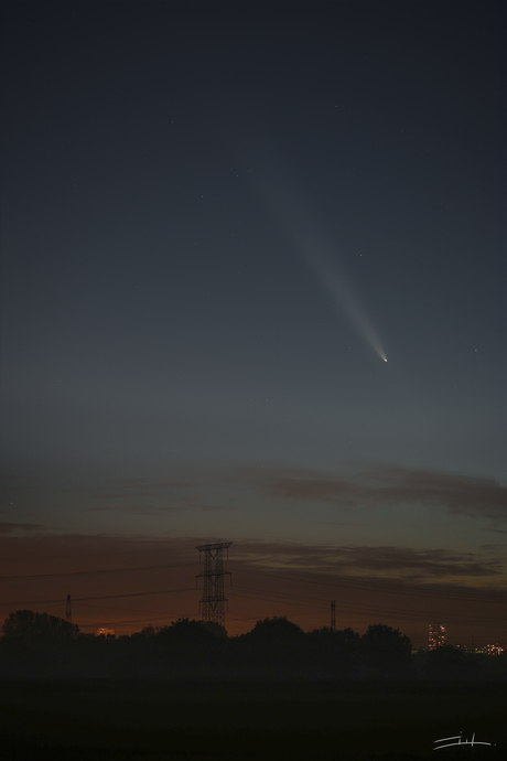 Komeet boven Eindhoven 