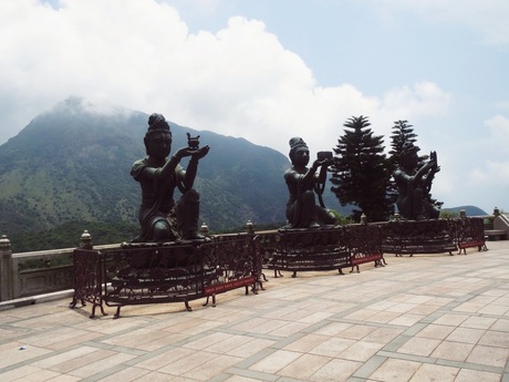 Tian Tan Buddha