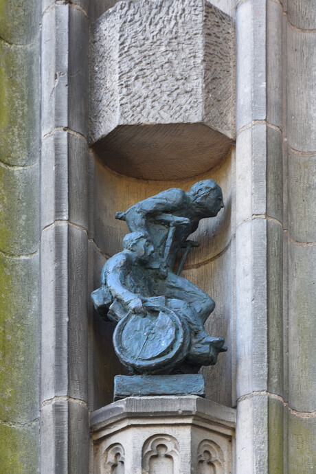 Onze Lieve Vrouwentoren. 