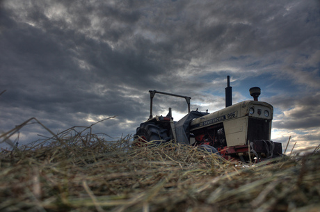 HDR Tractor