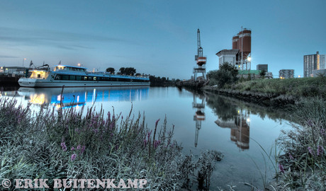 spijkenisse @ night.jpg