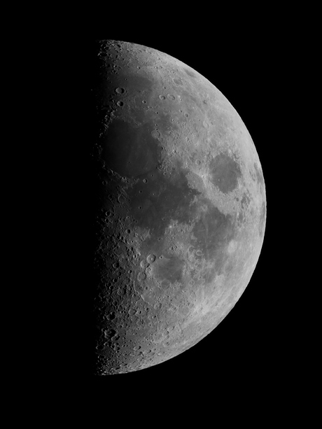 De Maan 42% verlicht (25-02-15)