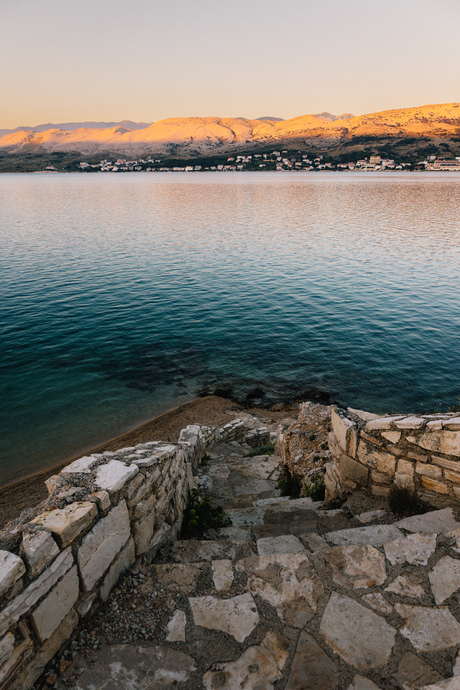 Stairway to sea