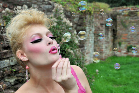 Barbie with bubbles