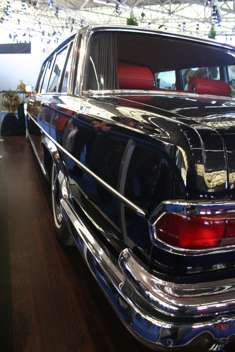 Mercedes-Benz 600