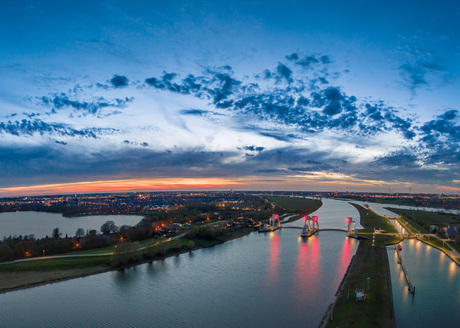 Gouden uur aan de Lekdijk