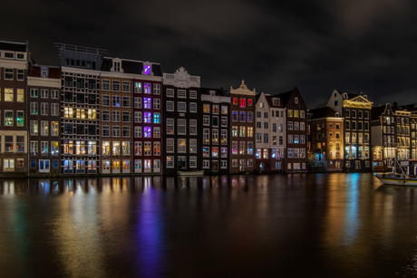 Amsterdam in de avond.