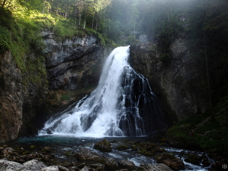 Waterval bij Golling web