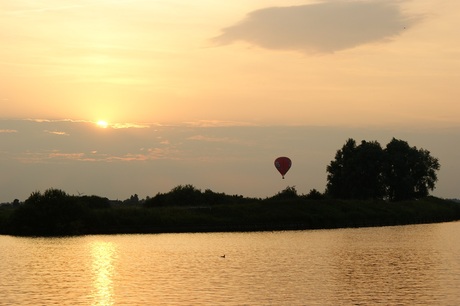 Luchtballon 25-7-2008.jpg