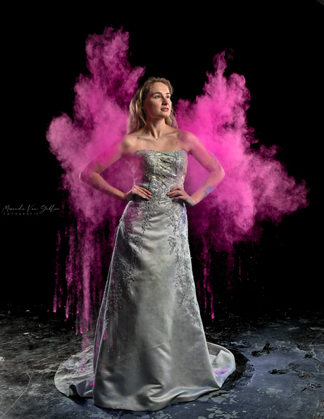 Angel with pink wings 