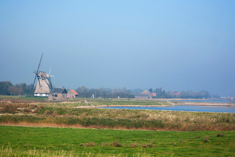 Texels landschap met molen