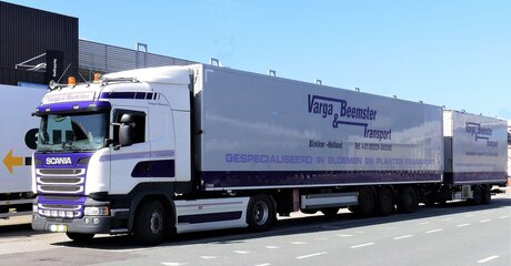 P1200590  TRUCK TIME  Flora Holland Scania R410 LZV 25,25 meter uit 2016  foto 11 april 2023 