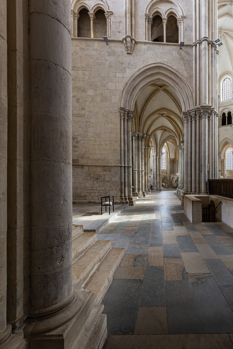 Basiliek Sainte Maria Madeleine van Vezelay 9