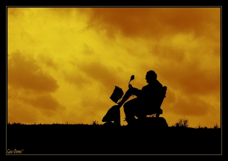 Oma Scheurt Voorbij*