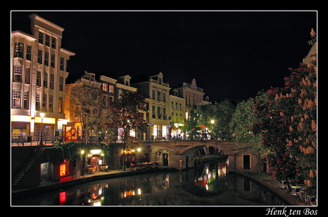 Utrecht - avond aan de Oude Gracht