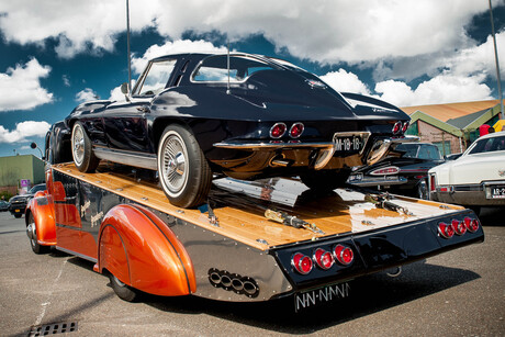 'Split Window'&47 Ford COE Car Hauler