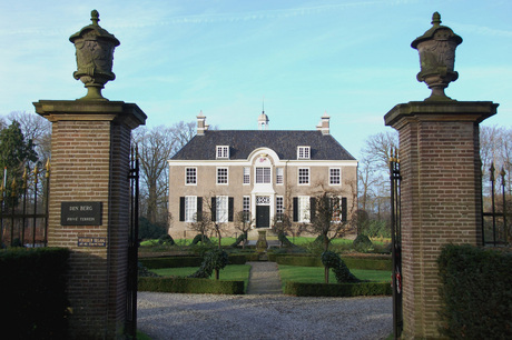 Huis Den Berg te Dalfsen