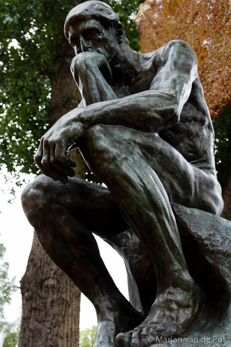 Replica van le Penseur (Rodin)