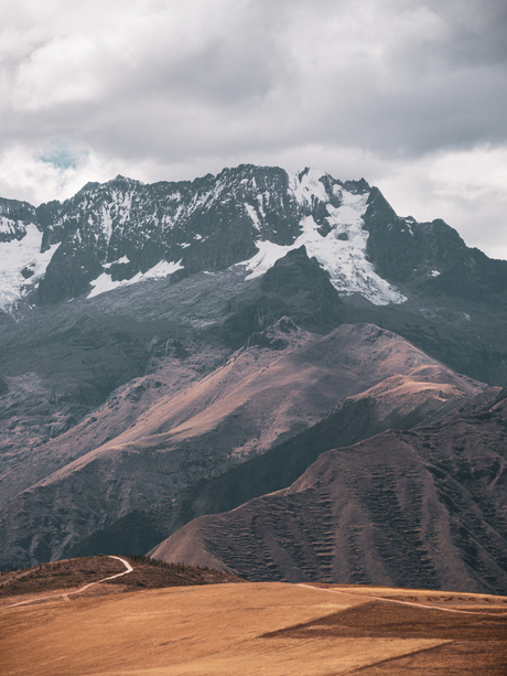 Besneeuwde bergtop in Peru