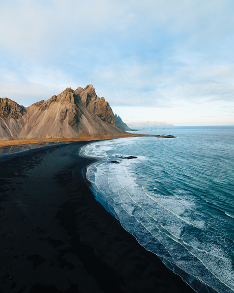 Het zwarte strand van Vestrahorn