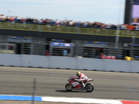 bayliss race2 2007 assen