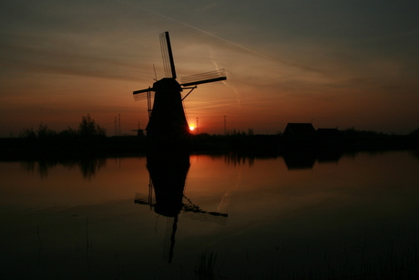 molen in ochtendlicht