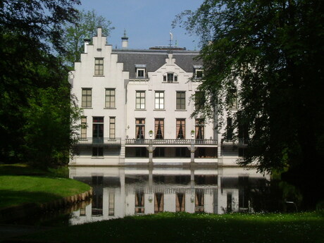 Kasteel Staverden