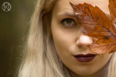 Herfstportret Thessa VL