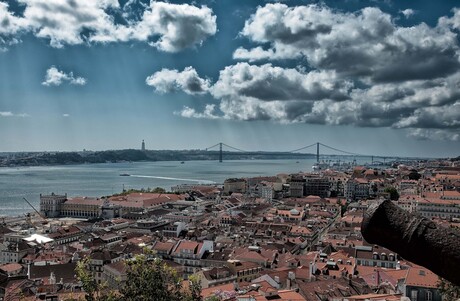 Wolken boven Lissabon