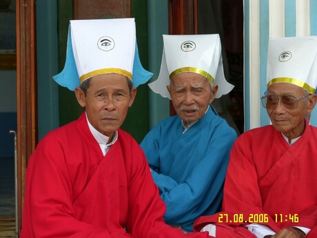 Priesters Cao Dai geloof