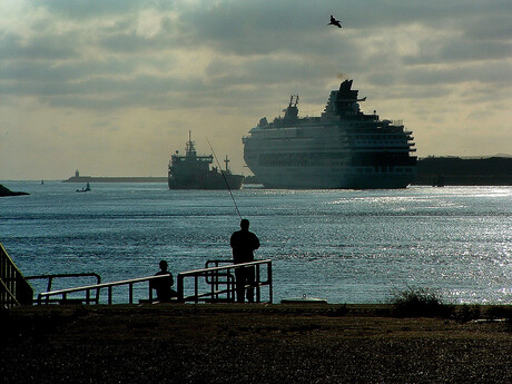 De Century verlaat IJmuiden