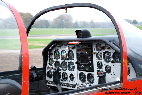 Cockpit Red Sensation