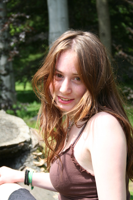 Vicky in de kasteeltuin