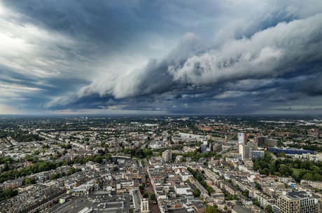 Storm in aankomst