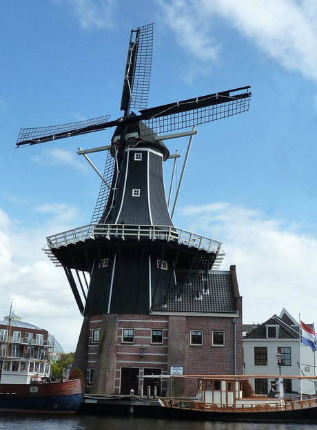 Molen de Adriaan