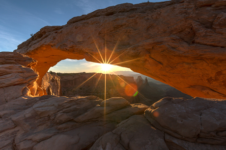 Zonsopkomst bij Mesa Arch