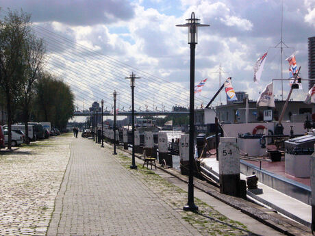 Maaskade met tankschip