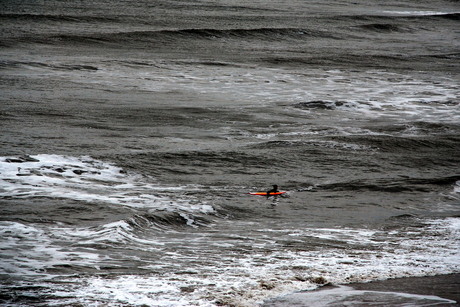 winter surfing