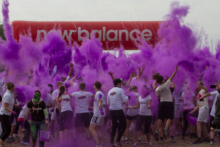 Color Obstacle Run - In Wijchen was afgelopen zaterdag de Color Obstacle Run. - foto door vanes-fotografie op 24-09-2013 - deze foto bevat: color, wijchen, run, obstacle