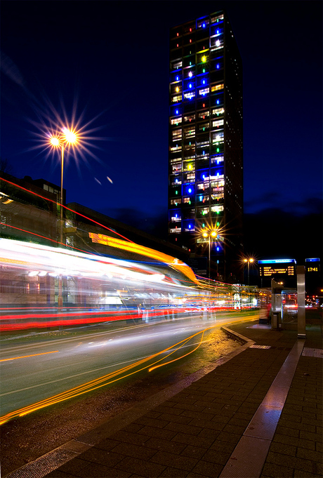 Westpoint Tilburg in de avond