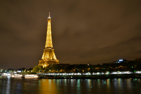 Eiffeltoren in de nacht