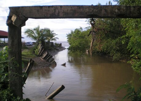 Suriname, Weg naar Zee