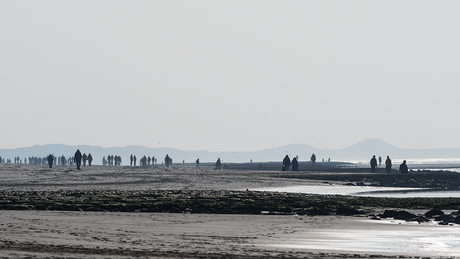 Een mooie stranddag in februari